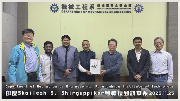 2025.11.25 Professors including Shailesh S. Shirguppikar from India visited our department.Image